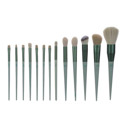 Quick & Chic: 13 makeup brushes for every need, quick-drying and super soft