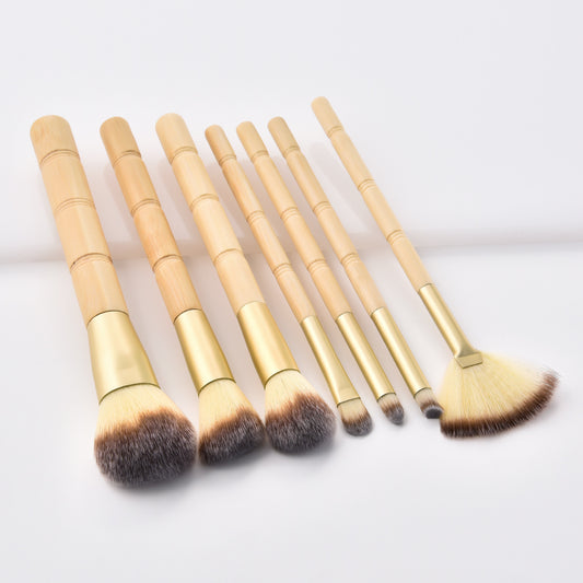 Lucky 7: Your lucky set of makeup brushes for a perfect application